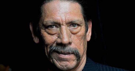 'Sem Deus, você está morto’, diz ator Danny Trejo, ao testemunhar 50 anos de sobriedade