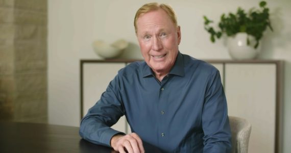 Com sério problema cardíaco, Max Lucado pede orações: ‘Estou nas mãos de Deus'