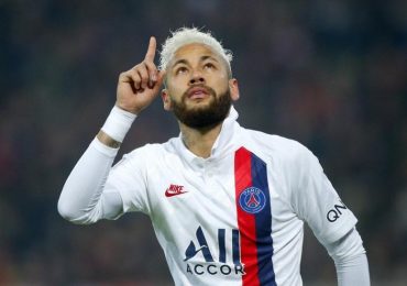 PSG teria imposto cláusula em contrato de Neymar para impedi-lo de falar de sua fé