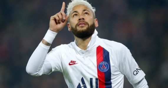 PSG teria imposto cláusula em contrato de Neymar para impedi-lo de falar de sua fé