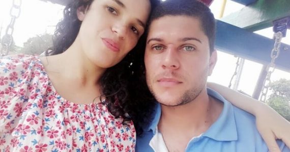 Cantora gospel é assassinada a facadas pelo marido; Filho de 7 anos também foi morto