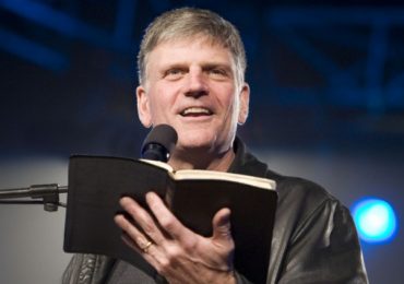 Pastor Franklin Graham vence mais uma batalha judicial contra a militância LGBT