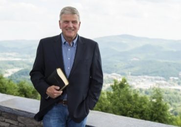 Franklin Graham é submetido a cirurgia cardíaca: 'Graças a Deus correu tudo bem'