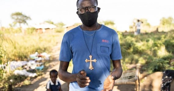 Estado Islâmico decapita pastor e entregam cabeça à viúva em Moçambique