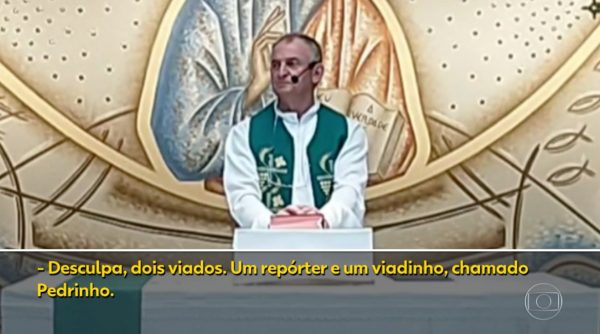 Justiça rejeita denúncia do MP contra padre que reprovou homossexualidade em sermão