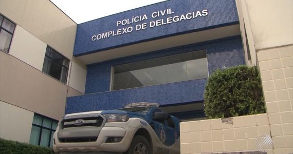 Mãe e filho presos se passavam por pastores e mantinham família em cárcere privado