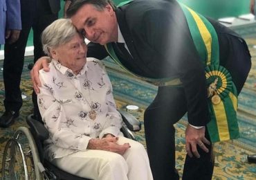 Olinda Bolsonaro, mãe do presidente, morreu aos 91 anos