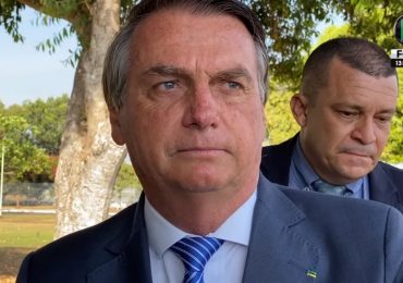 Bolsonaro lamenta aprovação do aborto na Colômbia e se dirige a Deus