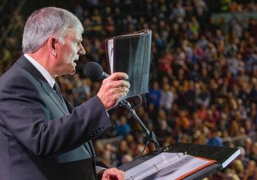 Franklin Graham diz que somente Deus pode curar um país dividido: ‘Única esperança'