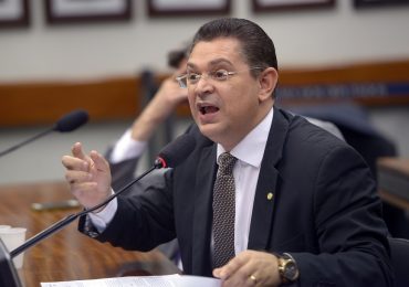 Deputado evangélico vê STF em postura provocativa: 'Querem guerra'