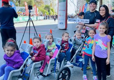 Pais de 7 filhos: casal ignora conselho médico para abortar e hoje dá lição