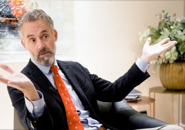 Jordan Peterson urge igrejas à pregação do Evangelho: ‘Antes que seja tarde'