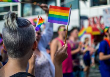 Pais cristãos contam como conseguiram resgatar a filha "trans"