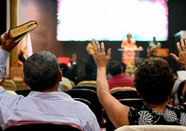 Para evangélicos, 67% dizem que fé e política devem ter relação