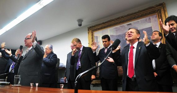 Assembleianos almejam eleger ao menos um deputado federal por estado