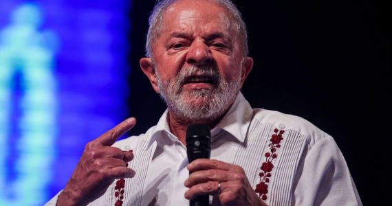 Escritor Flavio Gordon vê discursos de Lula como ameaças a cristãos: ‘Deveria preocupar todos'