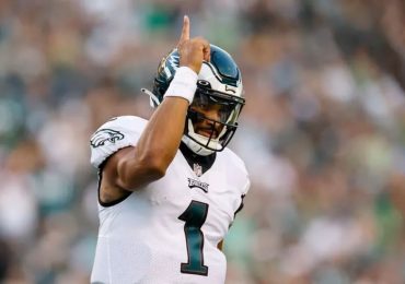 Jalen Hurts - Jogador cristão aproveita oportunidades e testemunha na NFL: ‘Deus no centro de tudo'