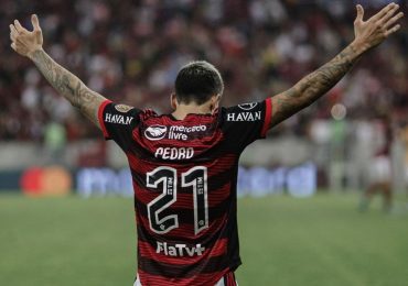 Pedro, atacante do Flamengo: 'Não consigo mais viver sem a presença de Deus’