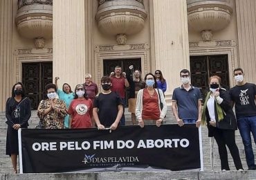 Lei impede que cristãos façam vigílias próximo a clínicas de aborto