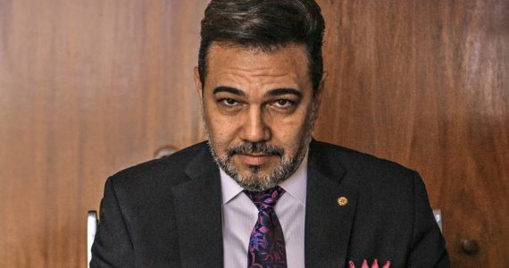 Feliciano fala sobre o PT e pede ajuda contra 'forças diabólicas'