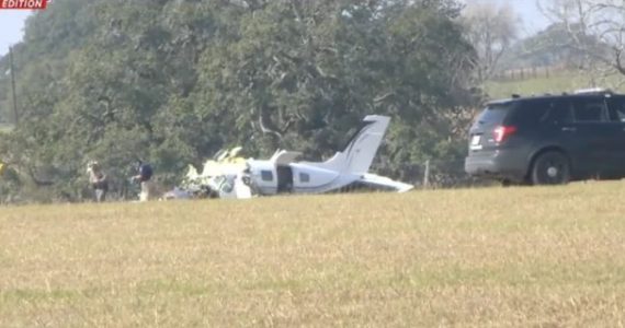 Avião cai próximo a aeroporto e mata 4 da mesma igreja; Pastor sobrevive