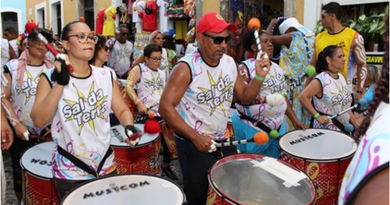 'Sal da Terra': bloco sai às ruas para evangelizar no Carnaval