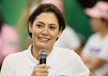 Michelle viajará o país por maior engajamento feminino e cristão