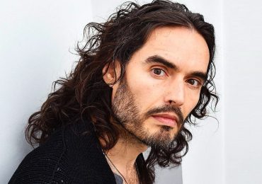 Russell Brand: "Preciso de Deus, ou não posso sobreviver"