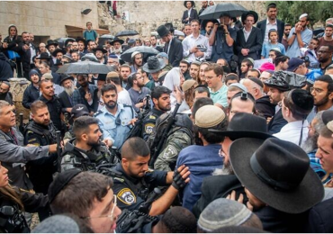 Judeus seguem rejeitando o Messias e protestam contra cristãos