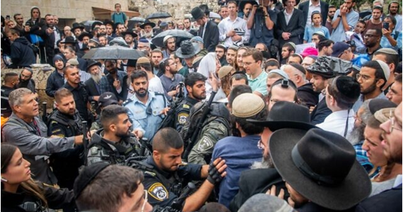 Judeus seguem rejeitando o Messias e protestam contra cristãos