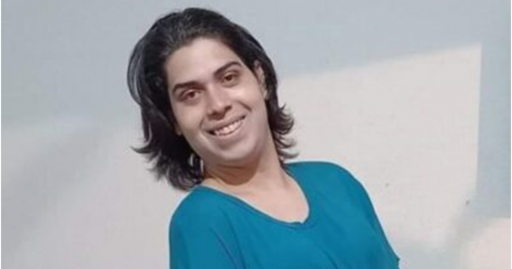 'Chamas de Fogo': travesti alega preconceito e decide fundar igreja