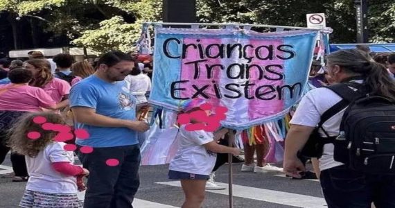 Crianças Trans Existem: faixa na Parada Gay de SP causa revolta