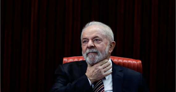 Professora rebate fala de Lula: 'Não existe comunista cristão'