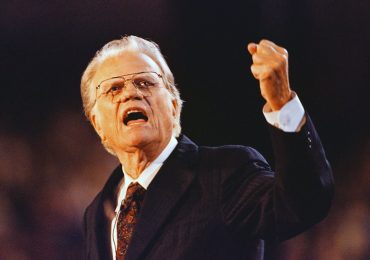 'Evangelho raiz': pregações de Billy Graham viralizam e continuam impactando vidas