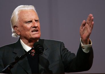 Vídeo de sermão de Billy Graham contra o Orgulho viraliza: 'Você vai desmoronar'