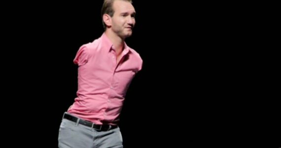 Nick Vujicic pede ousadia da igreja na questão sexual: 'Deus fez homem e mulher'