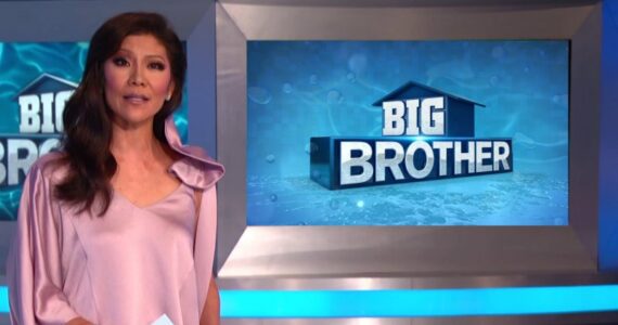 Apresentadora do Big Brother ganha Bíblia de colega, lê e se entrega a Jesus