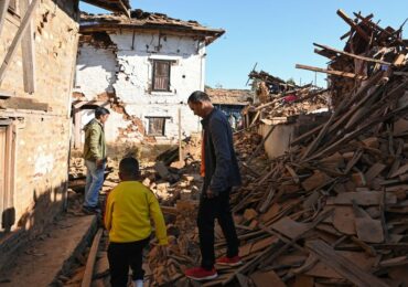 Nepal: grupo humanitário ajuda comunidade atingida por terremoto que matou cristãos