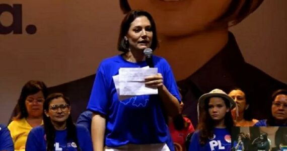 'Não existe comunista cristão', diz Michelle ao criticar indicação de Dino ao STF