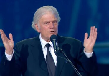 ‘Ninguém tem o direito de ‘abençoar’ o que Deus chama de pecado’, diz Franklin Graham