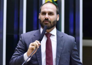 Deputados aprovam LDO que proíbe o financiamento de aborto e 'mudança de sexo'