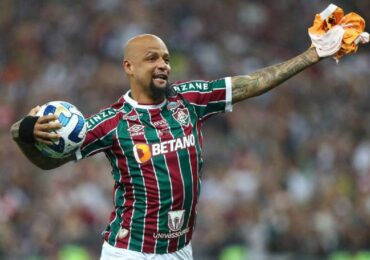 'Meu maior troféu': jogador Felipe Melo faz ação missionária e ganha vida para Jesus