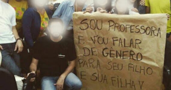 Professora faz alerta aos pais: 'Quem vai cuidar dos seus filhos, você ou o Estado?'