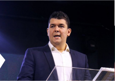 'Não precisamos de mais evangélicos na política, mas sim de cristãos', diz pastor