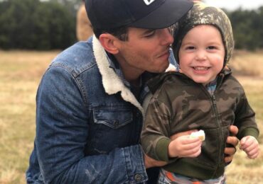 Cantor Granger Smith narra como a morte do filho de 3 anos o aproximou de Deus; ‘Coração quebrantado’