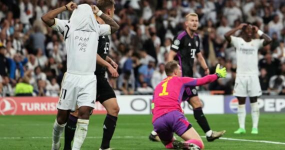 ‘Ore pelo RS’: Rodrygo exibe mensagem de apoio em vitória do Real Madrid na Champions