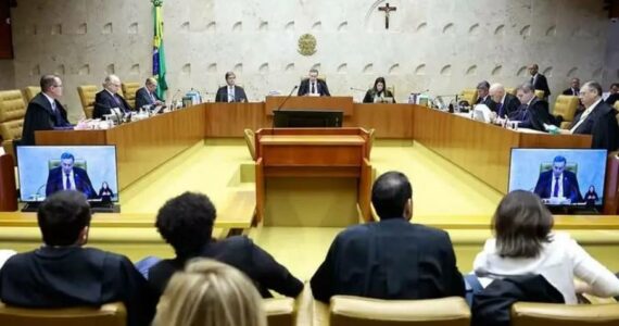 Pastores protestam contra ‘ditadura do Judiciário’ após STF liberar consumo de maconha