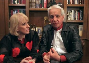 Pela segunda vez, esposa de Benny Hinn entra com processo pedindo divórcio