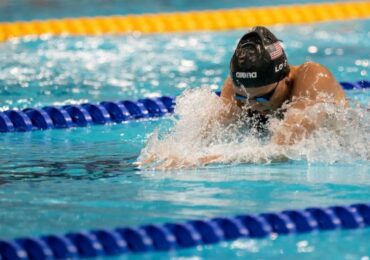 ‘Talento dado por Deus’, diz nadadora paralímpica Jessica Long, com 29 medalhas