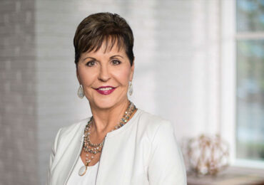 Joyce Meyer: “Satanás trabalha incansavelmente para tentar nos encher de conflitos"